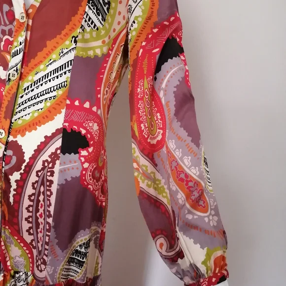 100% Silk Marciano Red Multi Paisley V-Neck Long Sleeve Maxi Dress size 02 - Picture 6 of 9